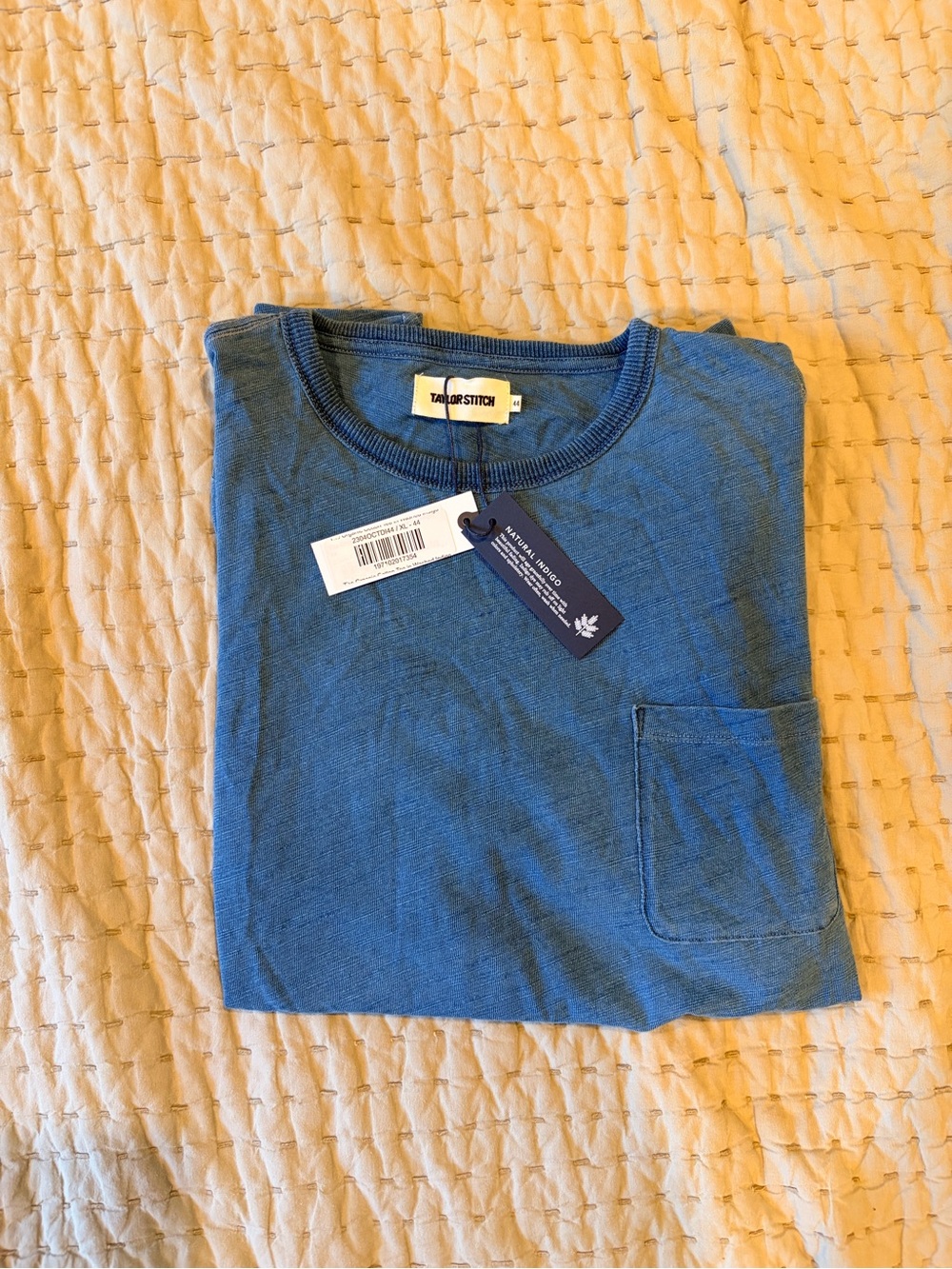 Taylor Stitch NWT The Slub Tee
in Washed Indigo - Picture 3 of 5